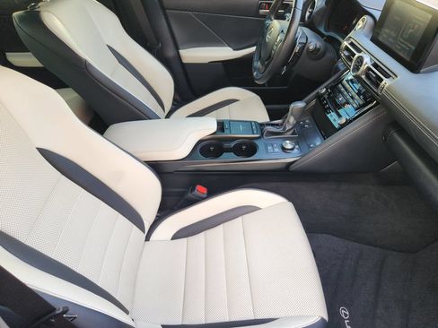 Used 2022 Lexus IS 350 F Sport w/ Accessory Package RWD image 11