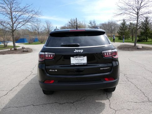 Used 2019 Jeep Compass Sport AWD/4WD image 6