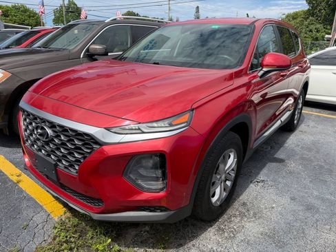 Used 2019 Hyundai Santa Fe SE FWD image 3