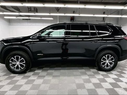 Used 2025 GMC Acadia AT4 w/ Luxury Package AWD/4WD image 14