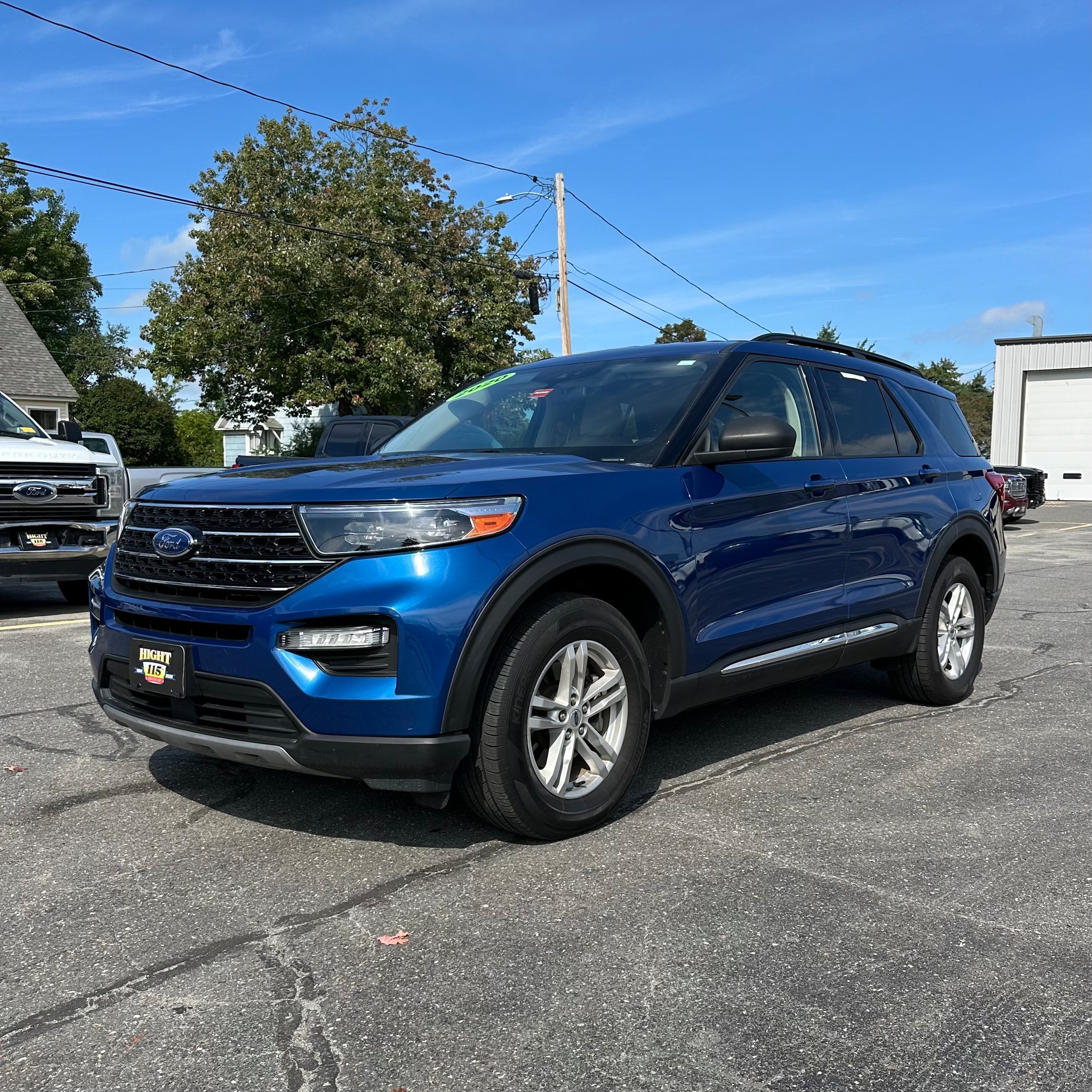 Used 2020 Ford Explorer XLT w/ Equipment Group 202A AWD/4WD image 7