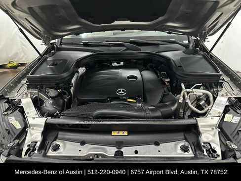 Used 2021 Mercedes-Benz GLC 300 image 12