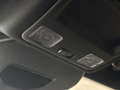Used 2025 Ford Escape ST-Line Select AWD/4WD image 30
