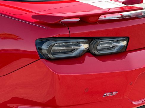 Used 2019 Chevrolet Camaro SS image 31