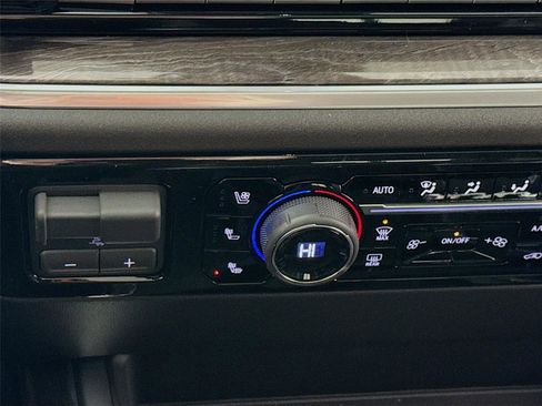 New 2026 Chevrolet Silverado 1500 LTZ w/ LTZ Premium Package image 16