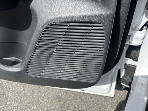 New 2026 Nissan Kicks SV image 25