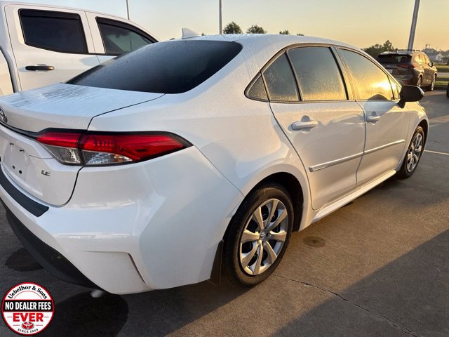 Used 2023 Toyota Corolla LE w/ Carpet Mat Package (TMS) FWD image 4