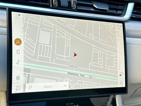 Used 2025 Jaguar F-PACE R-Dynamic S image 22