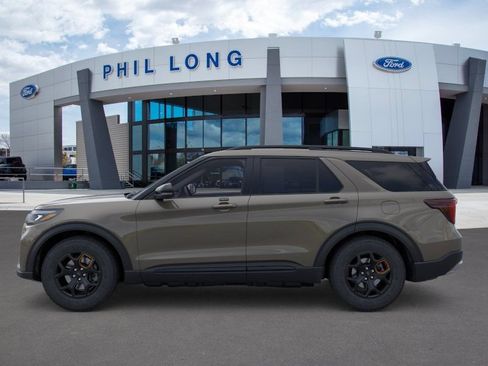 Used 2026 Ford Explorer Tremor w/ Tremor Convenience Package AWD/4WD image 3