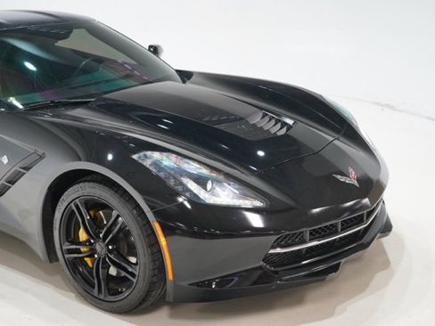 Used 2016 Chevrolet Corvette Stingray Coupe image 9