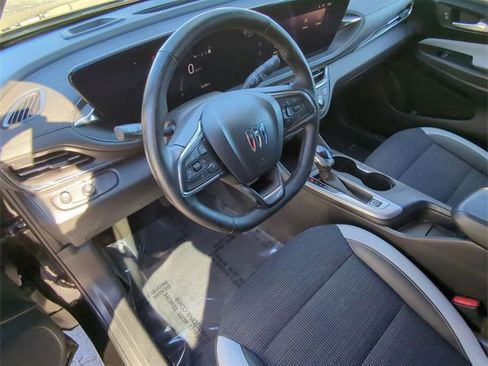 Certified 2024 Buick Envista Preferred w/ Convenience I Package image 10