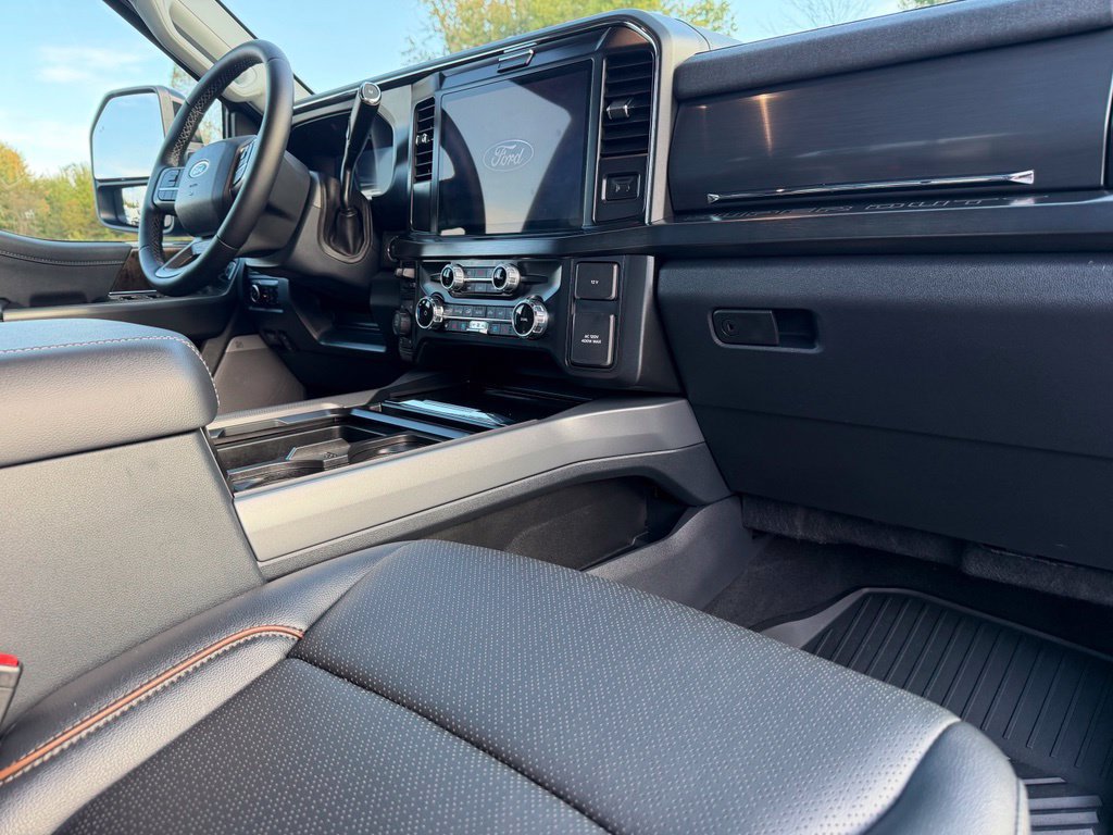 Used 2026 Ford F250 Lariat AWD/4WD image 16