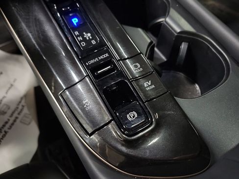 Used 2024 Toyota Crown AWD/4WD image 22