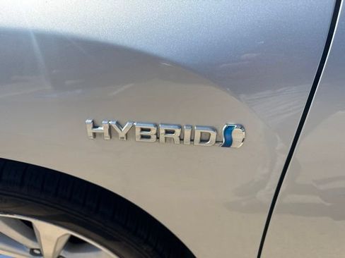 Used 2013 Toyota Highlander Limited AWD/4WD image 10