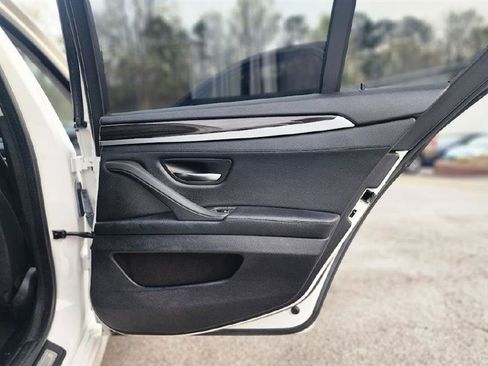 Used 2014 BMW 535d Sedan RWD image 17