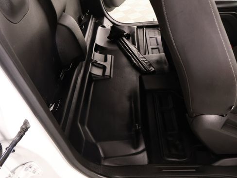 Used 2021 Chevrolet Colorado LT w/ Fleet Safety Package RWD image 13