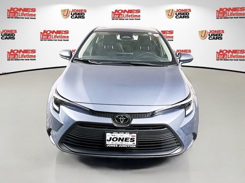 Certified 2026 Toyota Corolla LE w/ LE Premium Package FWD image 10