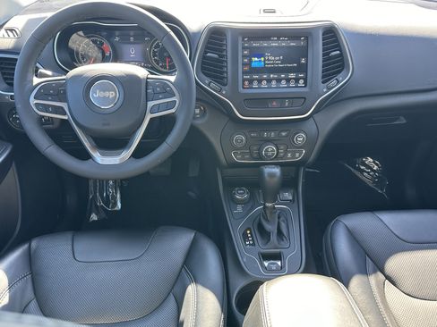 Used 2022 Jeep Cherokee Latitude Lux w/ Sun & Sound Group image 24