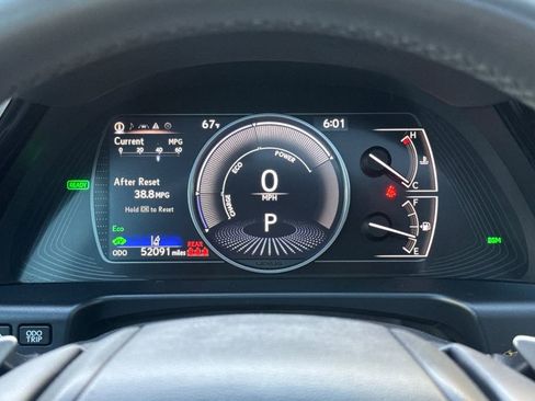 Used 2022 Lexus ES 300h w/ Premium Package image 22