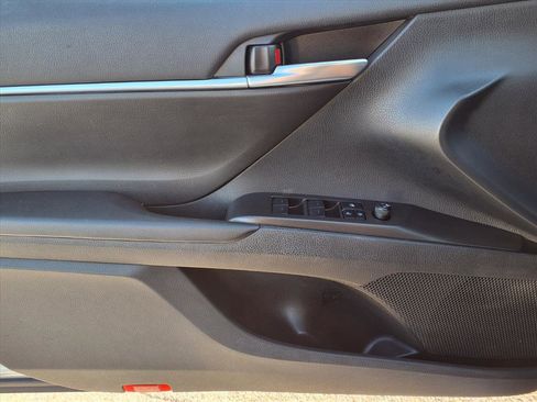 Used 2024 Toyota Camry LE image 22