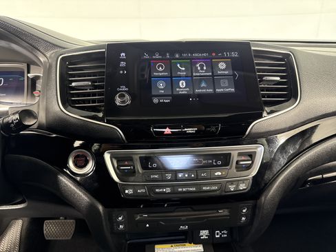 Used 2019 Honda Pilot Elite image 33