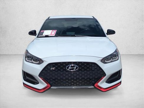 Used 2020 Hyundai Veloster N w/ Performance Package image 2