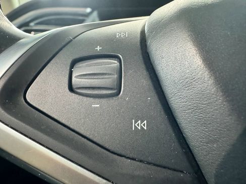 Used 2017 Tesla Model X 100D image 35