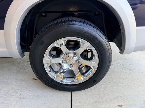 Used 2015 RAM 1500 Laramie w/ Convenience Group AWD/4WD image 28