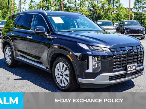 Used 2025 Hyundai Palisade SEL FWD image 4