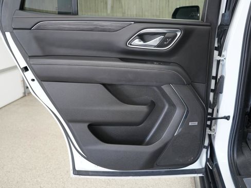 Used 2023 GMC Yukon SLT w/ SLT Premium Package RWD image 35