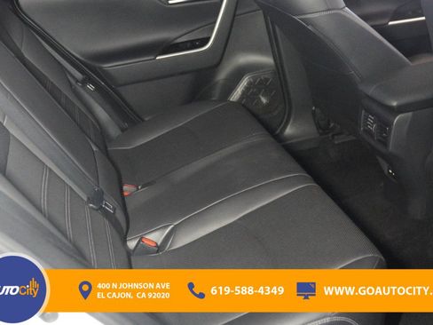Used 2021 Toyota RAV4 Limited image 13
