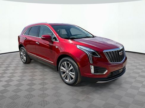 New 2026 Cadillac XT5 Premium Luxury image 3