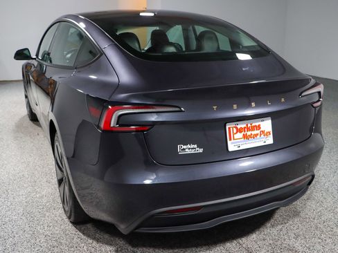 Used 2024 Tesla Model 3 Long Range image 9