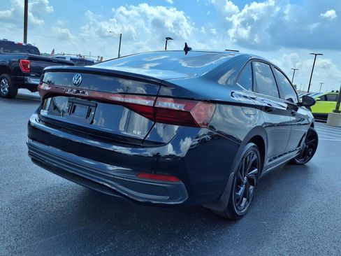 Used 2026 Volkswagen Jetta SE FWD image 30