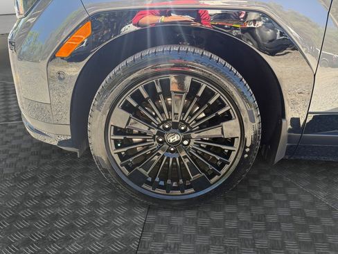 Used 2024 Hyundai Santa Fe Calligraphy image 14