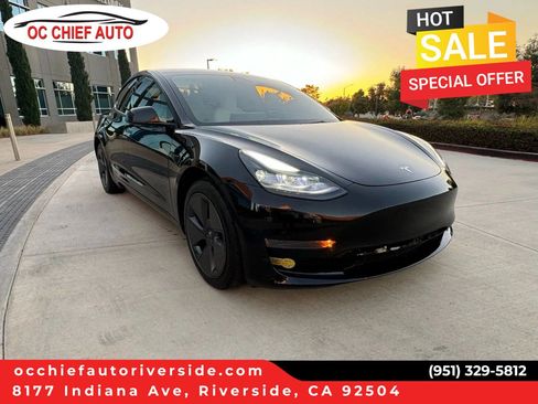 Used 2023 Tesla Model 3 Standard Range RWD image 1