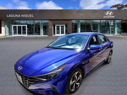 Certified 2023 Hyundai Elantra SEL w/ Convenience Package