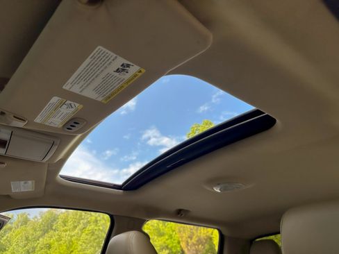 Used 2010 Ford F150 Lariat AWD/4WD image 23
