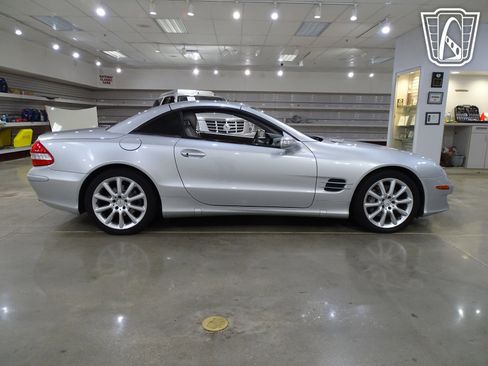 Used 2007 Mercedes-Benz SL 550 image 18