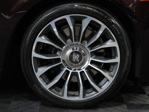 Used 2020 Rolls-Royce Ghost image 91