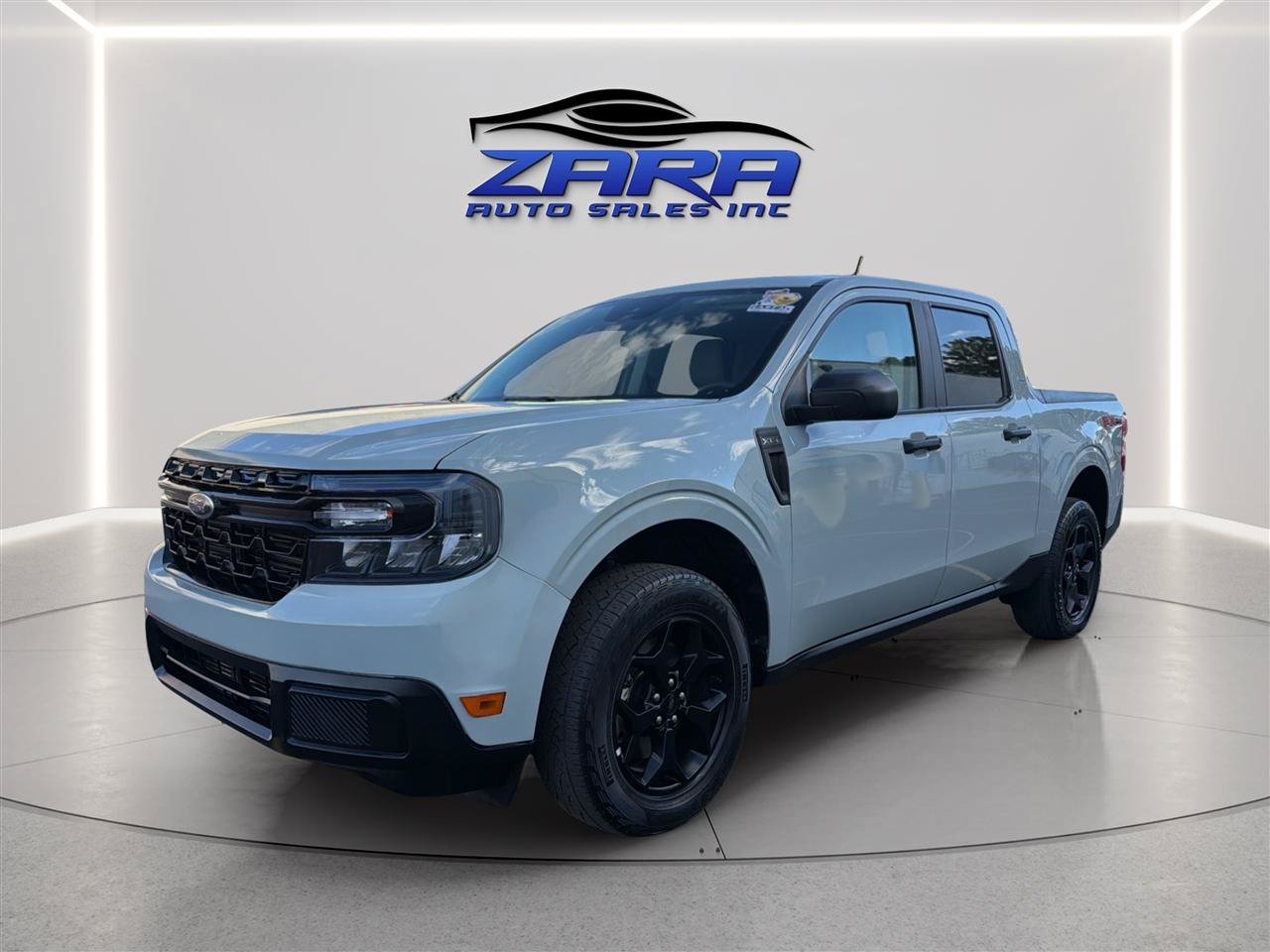 Used 2024 Ford Maverick XLT w/ Equipment Group 300A Standard AWD/4WD image 3