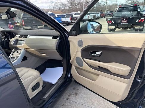 Used 2015 Land Rover Range Rover Evoque Pure Premium image 39