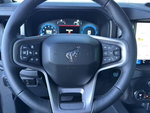 New 2025 Ford Bronco Badlands image 25