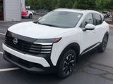 New 2025 Nissan Kicks SV w/ SV Premium Package image 4