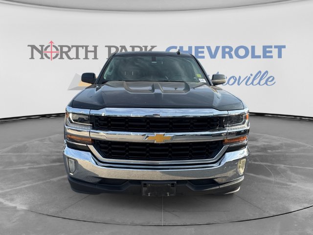 Used 2018 Chevrolet Silverado 1500 LT w/ Texas Edition RWD image 8
