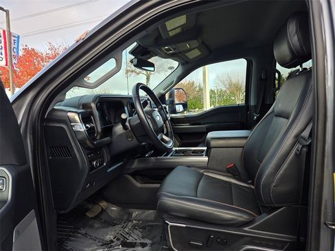 Used 2024 Ford F250 Lariat image 12