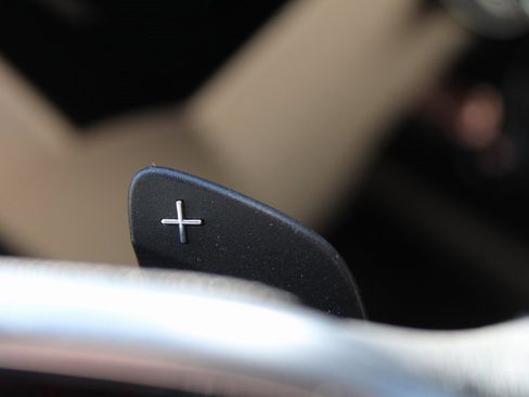 Certified 2021 Mercedes-Benz CLA 250 image 32