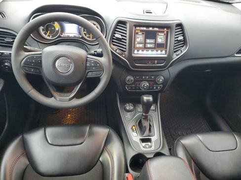 Used 2022 Jeep Cherokee Trailhawk w/ Trailer Tow Group image 12