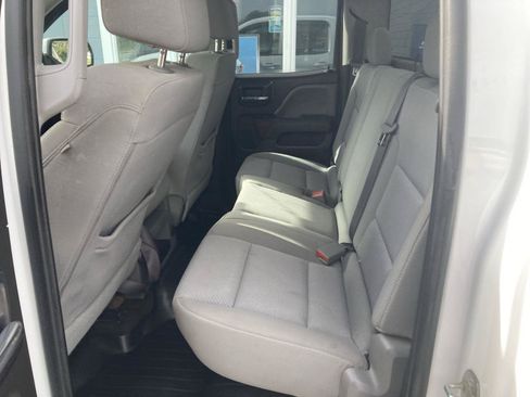 Used 2017 GMC Sierra 1500 SLE w/ SLE Value Package AWD/4WD image 17