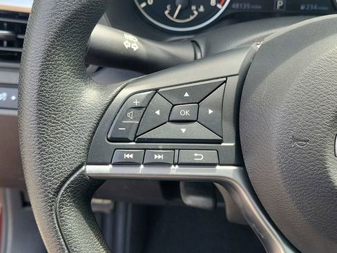 Used 2024 Nissan Altima 2.5 SV FWD image 22